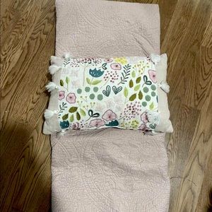Set #1 Twin Opalhouse Pink Quilt & Threshold Embroidered Pillow Set